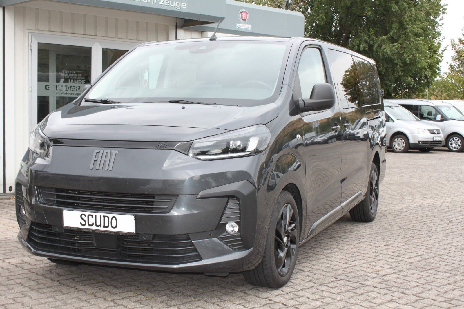 Fahrzeugabbildung Fiat FIAT Scudo Multicab L3 2.0 180 AT8