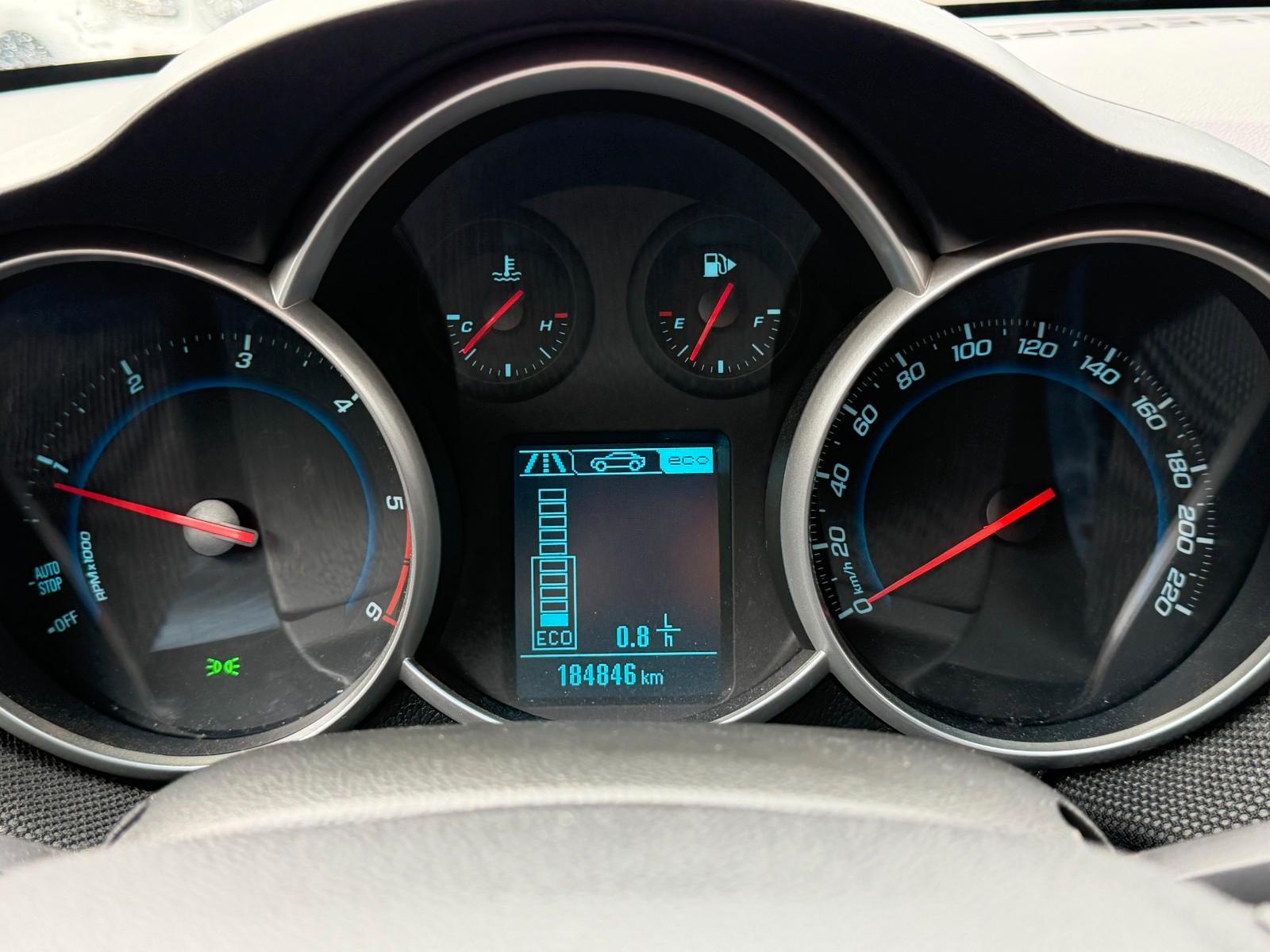 Chevrolet Cruze 2013 — photo 12