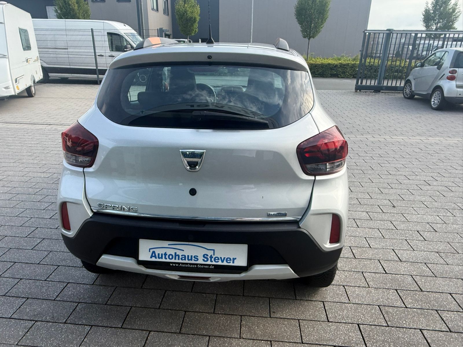 Fahrzeugabbildung Dacia Spring Electric Comfort Plus