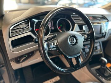 MYAUTOCENTER – Gebraucht- und Jahreswagen mit Werkstattservice in Pfaffenhofen Volkswagen Touran Comfortline BMTStart-Stopp *7 Sitzer*ACC