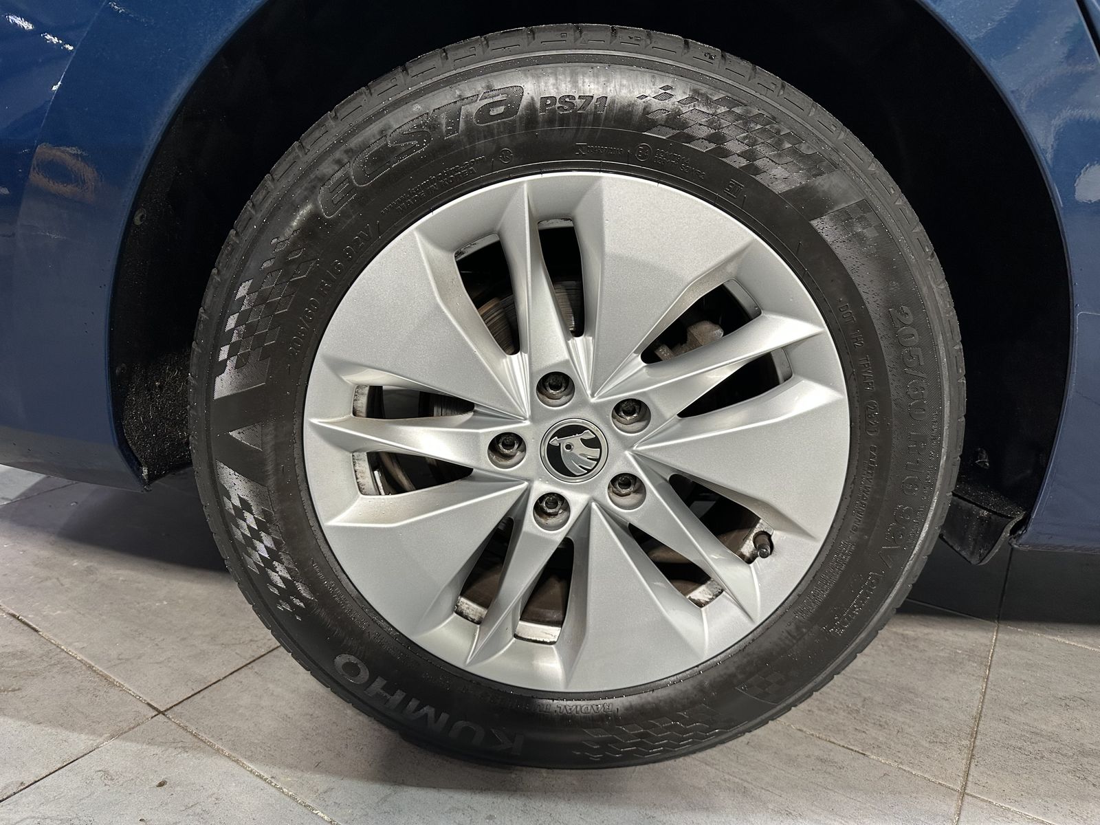 Fahrzeugabbildung SKODA Octavia Combi 2.0 TDI DSG Ambition NAV+LED+VCOCK