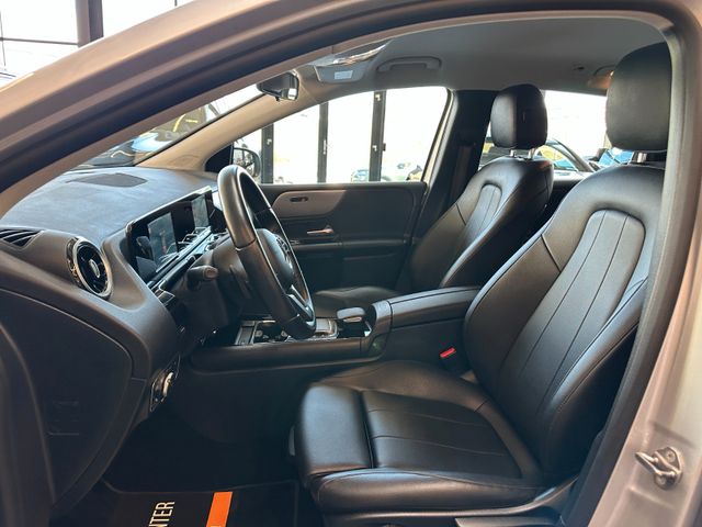 Mercedes-Benz B 200 *Kamera*PDC*Leder*Keyless*Navi*