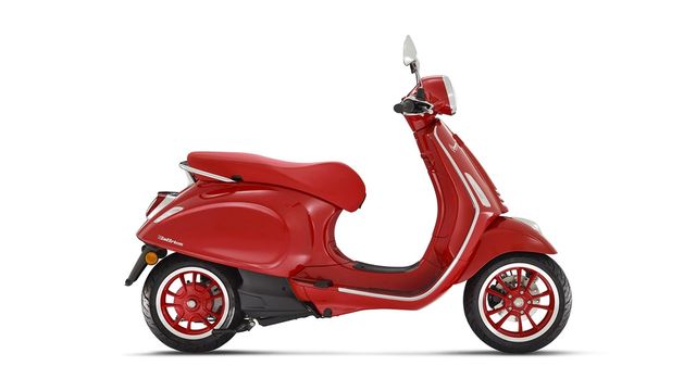 Vespa PRIMAVERA ELETTRICA RED 45KM/H **NEU**