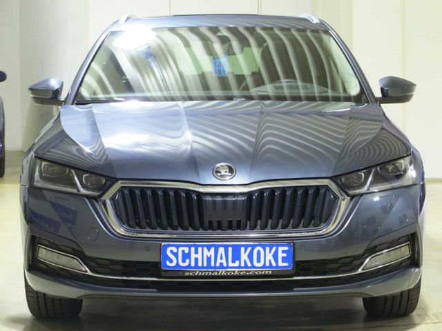 SKODA Octavia Combi 2.0 TDI SCR DSG7 Style Leder Navi