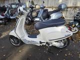 Vespa Primavera 50 YACHT CLUB limitiert NUR 846 KM - VESPA 50 N