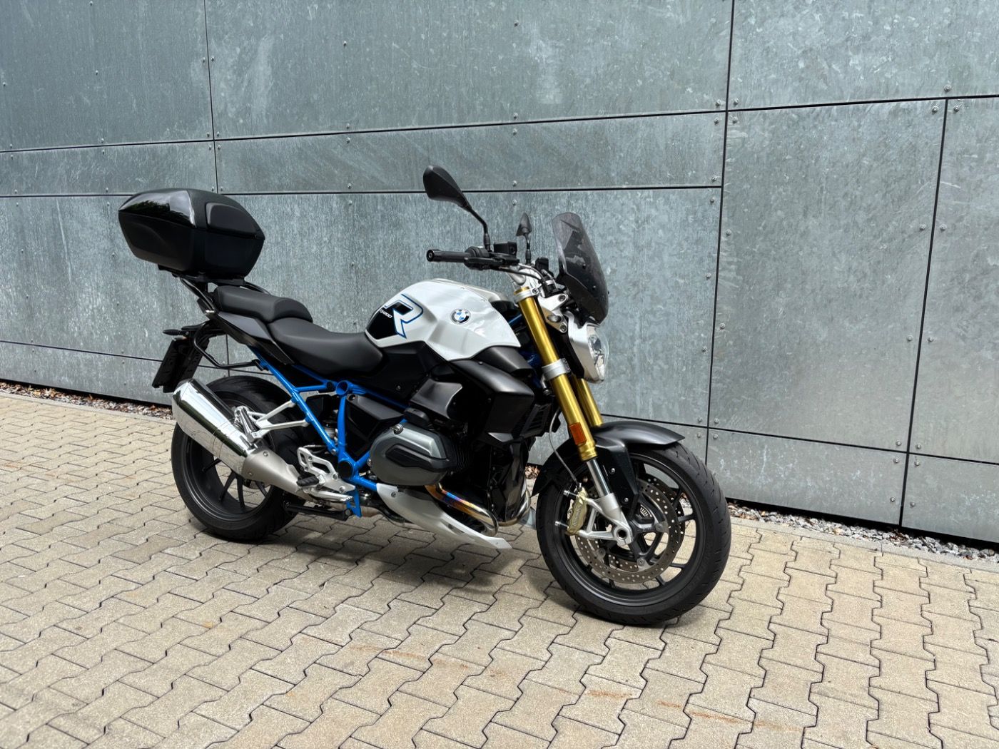 Fahrzeugabbildung BMW R 1200 R 3 Pakete