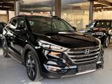 Hyundai Tucson 25 Jahre 4WD/Spur-Leder-Pano-AHK-VOLL - gebrauchte Hyundai TUCSON aus dem Jahr 2017