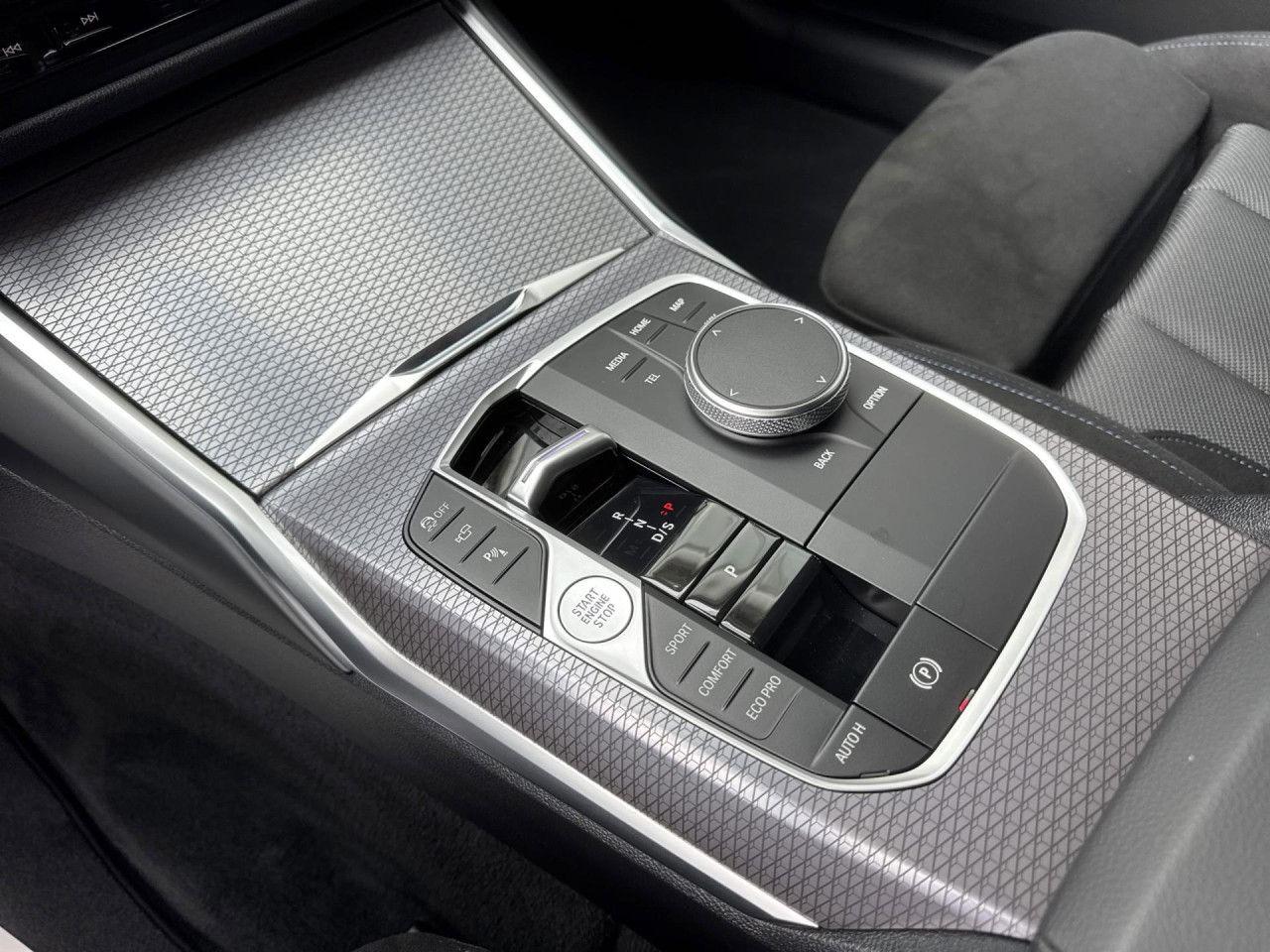 BMW 330d xDr T M SPORT AHK,Stop+Go,LivePro,360,AdLED