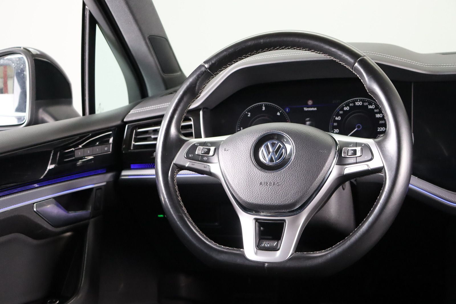 Fahrzeugabbildung Volkswagen Touareg * Standhzg./-lüftung * Memory * Matrix R