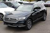 Volkswagen Touareg Elegance 4M *ACC*PANO*NAV+*KAMERA*LEDER* - Volkswagen Touareg: Elegance