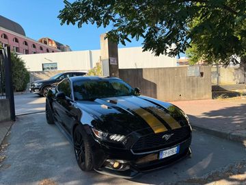 Ford Mustang - 3