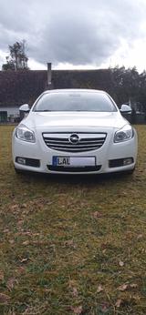 Opel Insignia 1.4 Turbo ecoFLEX Innovation AHK 1.Hand - Opel Insignia mit Benzin-Antrieb: Limousine, 1.4