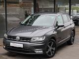 Volkswagen Tiguan Comfortline 1.4 TSI*LED*STDHZ*CarPlay*AHK - Volkswagen Tiguan: 1.4