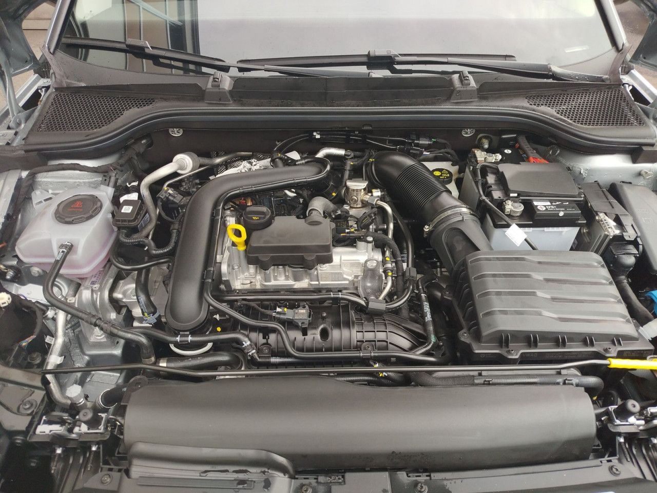 Fahrzeugabbildung SKODA Kamiq Extra SELECTS85/1.0 A7F