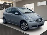 Mercedes-Benz A 160 Klima Navi Allwetterreifen Teil-Leder - gebrauchte Mercedes-Benz A 160 aus dem Jahr 2009