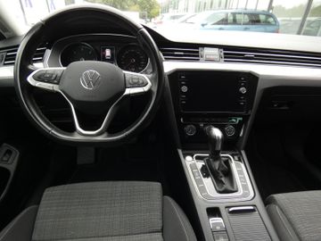 Volkswagen Passat Variant - 10