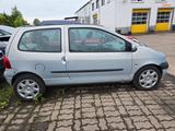 Renault Twingo 1.2 Authentique - Renault Twingo mit Benzin-Antrieb: Kleinwagen, Automatik, 1.2