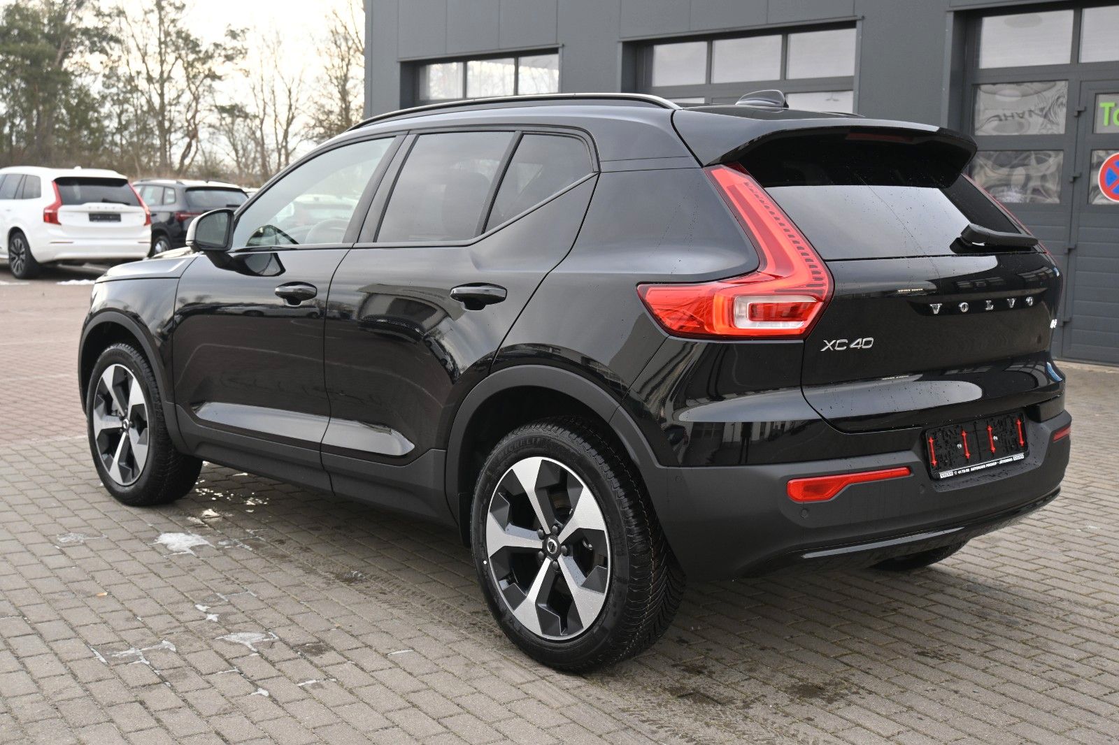 Fahrzeugabbildung Volvo XC40 B4 Dark*FSHZG*360°*PANO*ACC*Pixel*