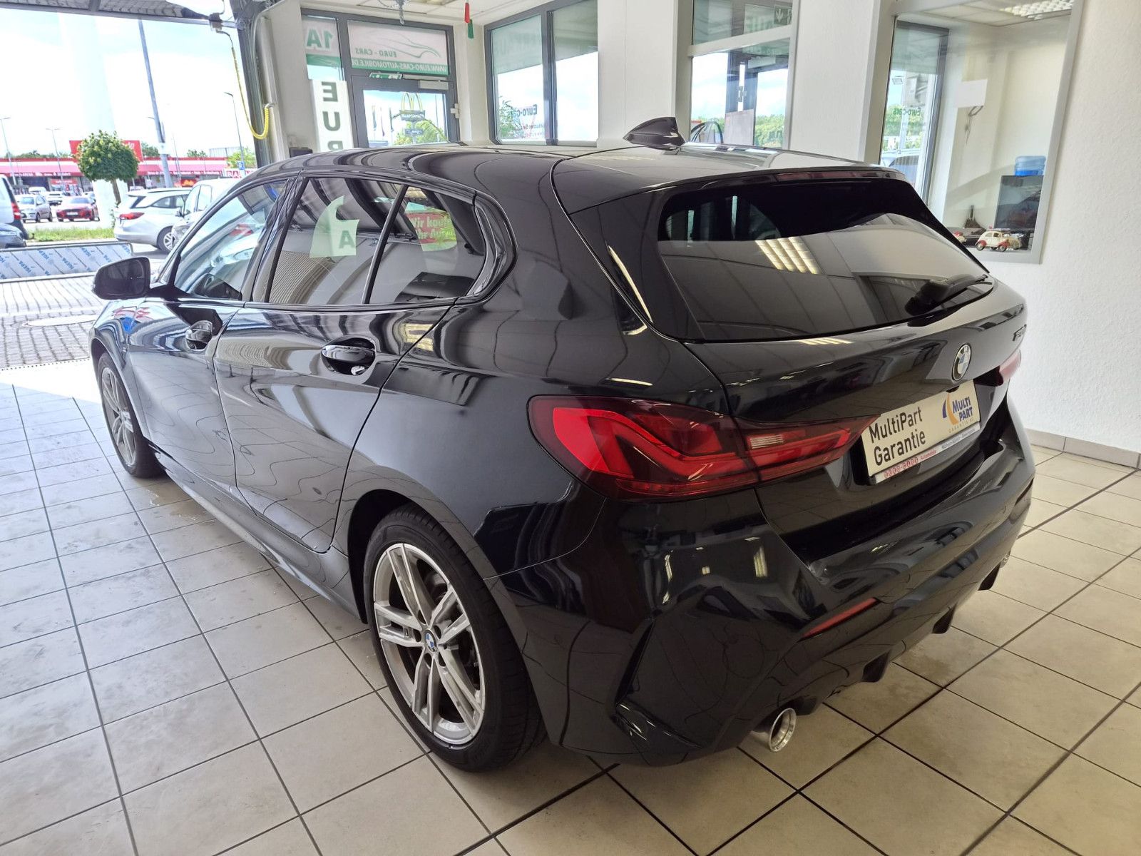 Fahrzeugabbildung BMW 120d M Sport / NAVI / KAMERA / T-LEDER