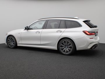 Fahrzeugabbildung BMW M340d xDr Tour HUD ACC Kamera 360° Pano HiFi