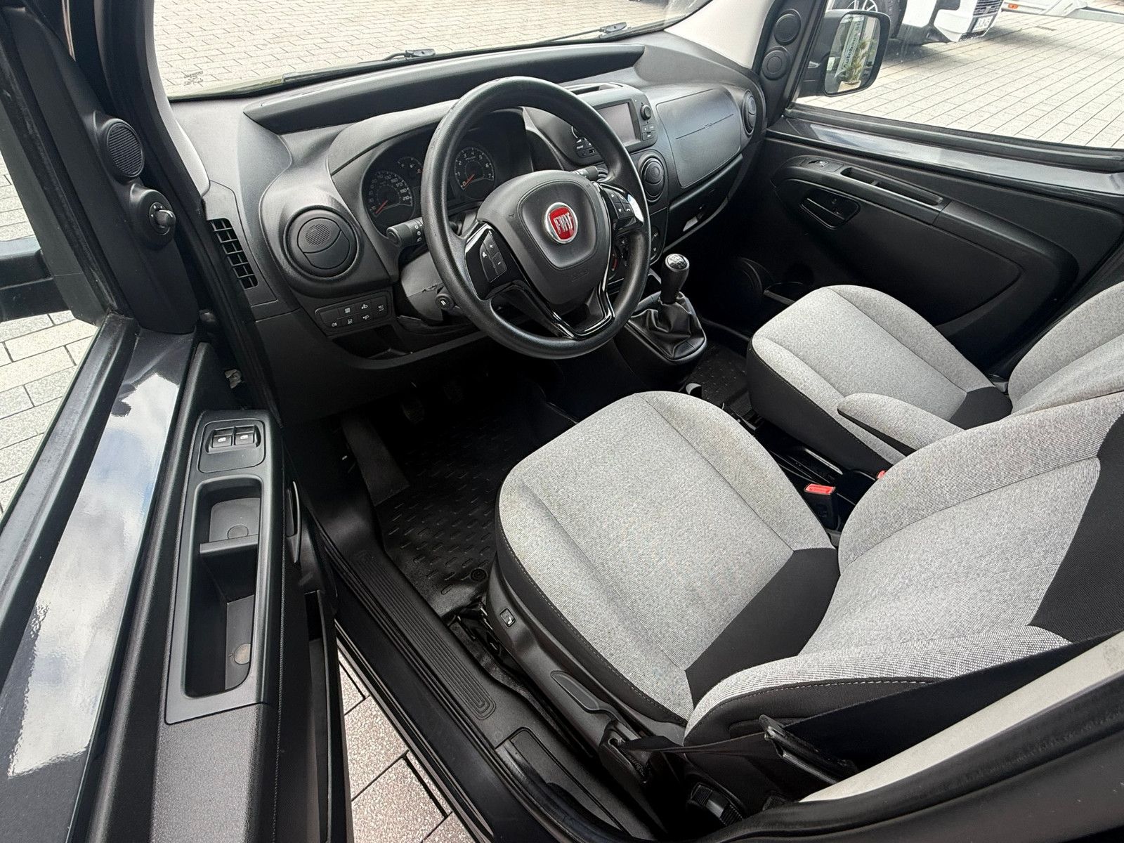 Fahrzeugabbildung Fiat Qubo Active