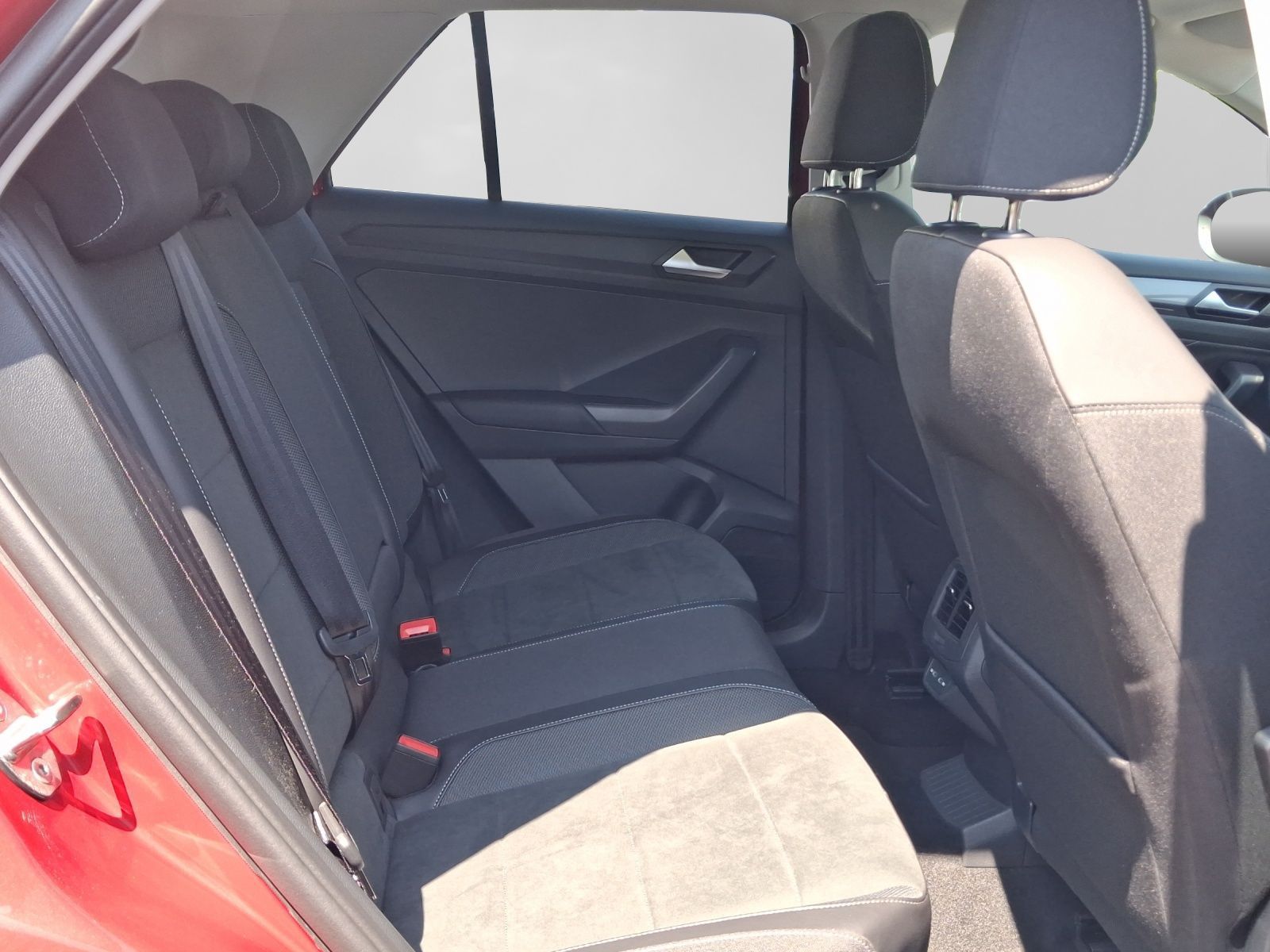 Volkswagen T-Roc - Bild 7
