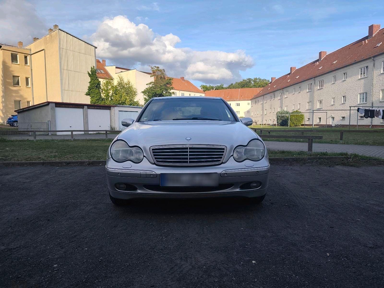 Mercedes-Benz C 200