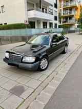 Mercedes-Benz Mercedes w 124  250 Turbodiesel - Mercedes-Benz 250 mit Diesel-Antrieb: Turbo