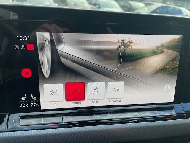Golf Variant 1.5 TSI Active  Navi digitales Cock