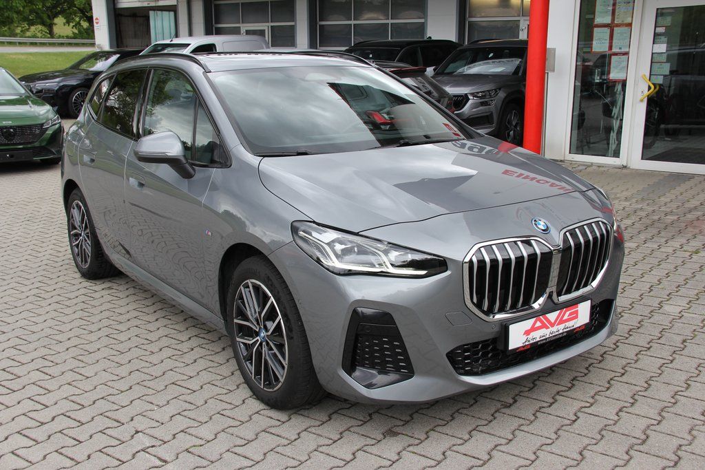 BMW 225 Active Tourer xDrive M-SPORT Pano AdaLED HUD
