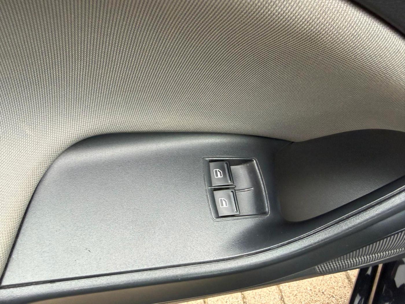 Seat Ibiza Style Salsa Navi Facelift LM KlimaA