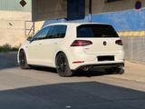Volkswagen Golf 2.0 TSI OPF DSG GTI Performance - Top! - Volkswagen in Frankfurt (Main)
