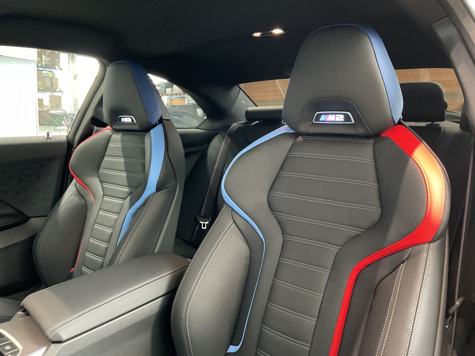 Fahrzeugabbildung BMW M2 Coupé M Compound-Bremse, Harman & Kardon DAB