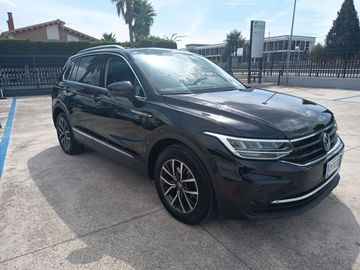 Volkswagen Tiguan - 3