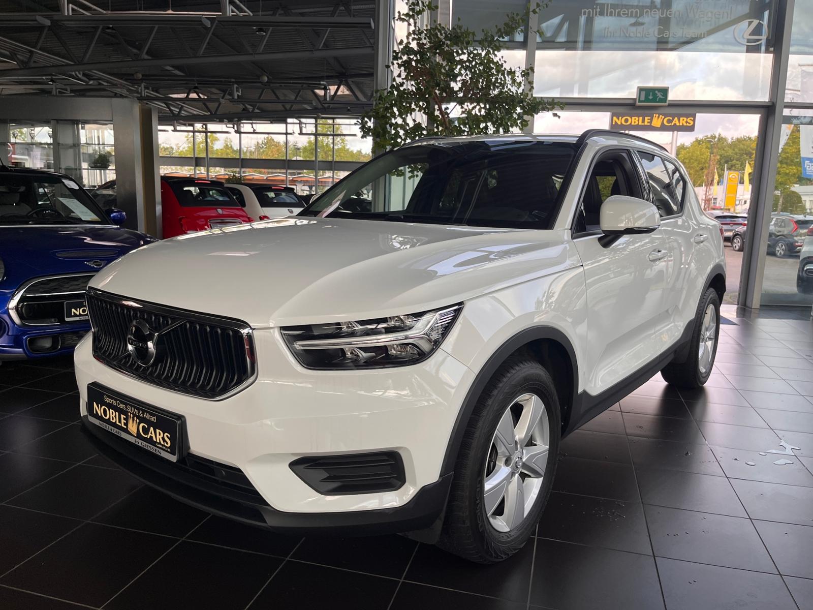 Volvo XC40 AWD AHK LED NAVI ALU