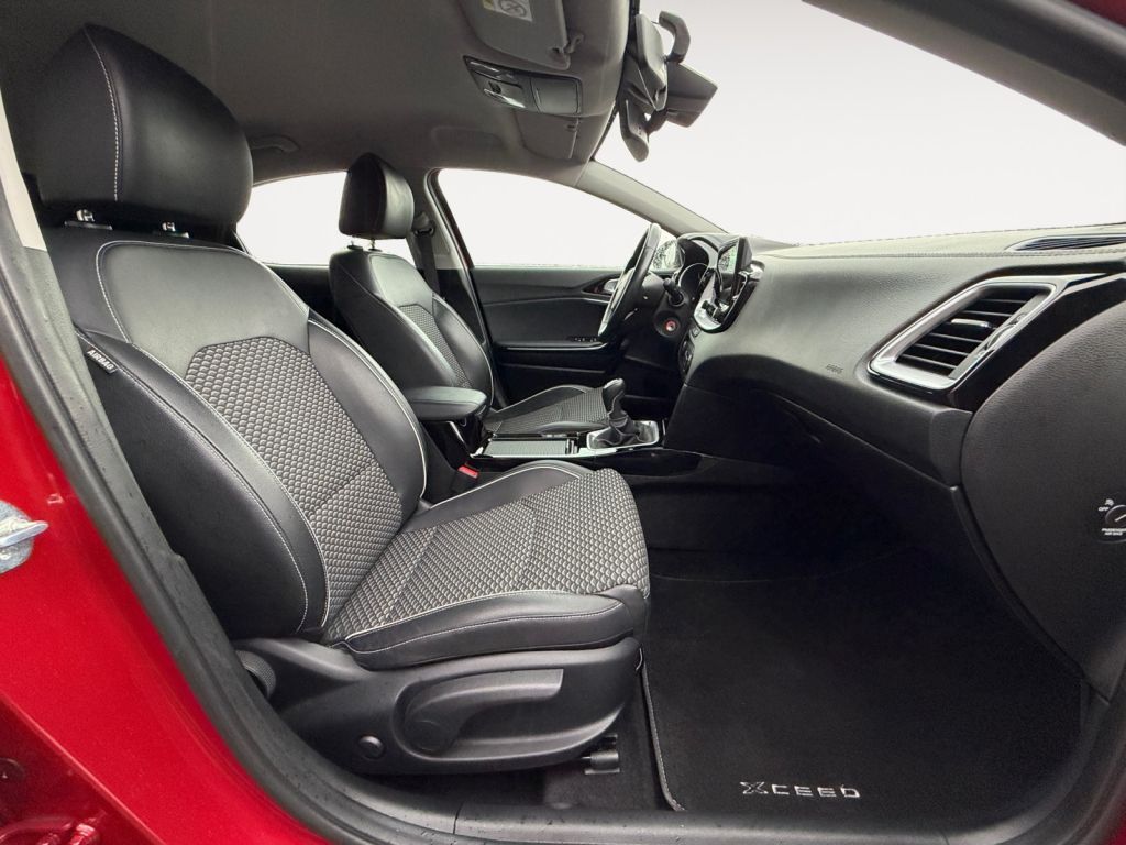 Fahrzeugabbildung Kia XCeed 1.5 T-GDI OPF SPIRIT