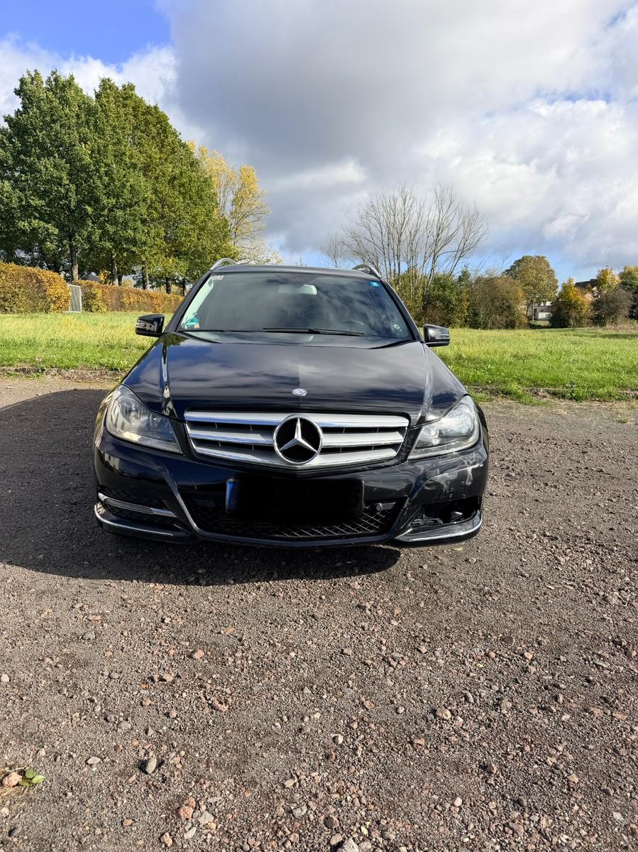 Mercedes-Benz C180, 2013