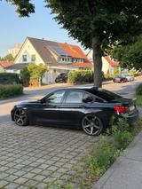 BMW 330d Sport Line Automatic - BMW 330 aus 2013 mit Diesel-Antrieb: Limousine