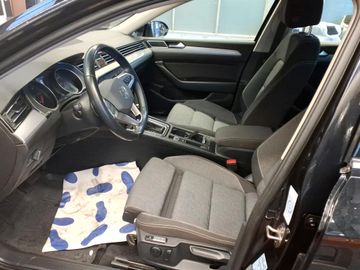 Volkswagen Passat Variant - 7