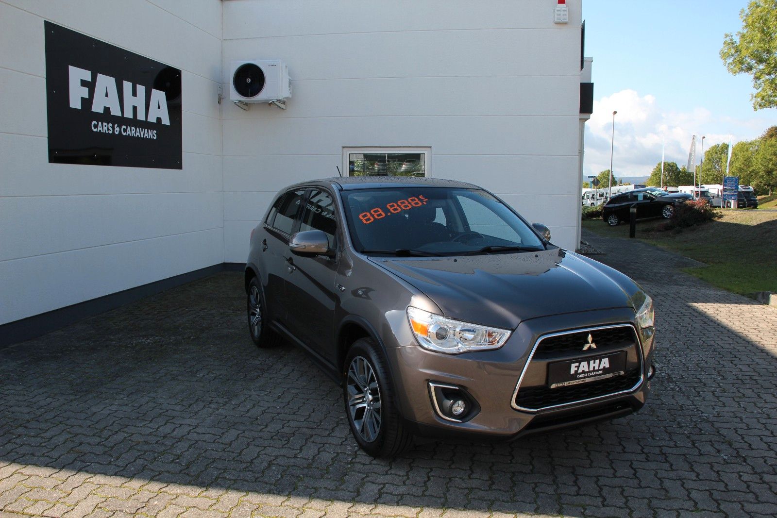 Fahrzeugabbildung Mitsubishi ASX SUV-Star 2WD