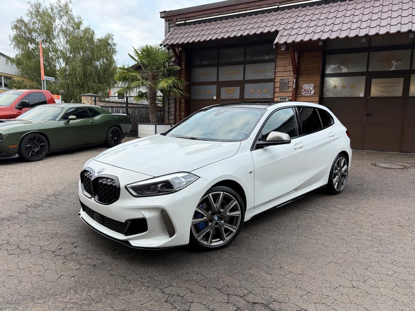 BMW M135 i *XDRIVE*NAVI*PANO*HEADUP*LED*SPORT*GARATI