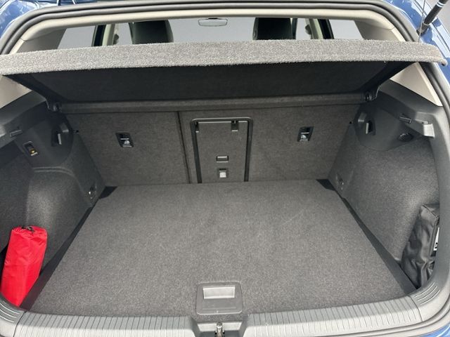 Golf VIII 2.0 TDI DSG GOAL AHK+RFK+HEAD-UP+NAVI+