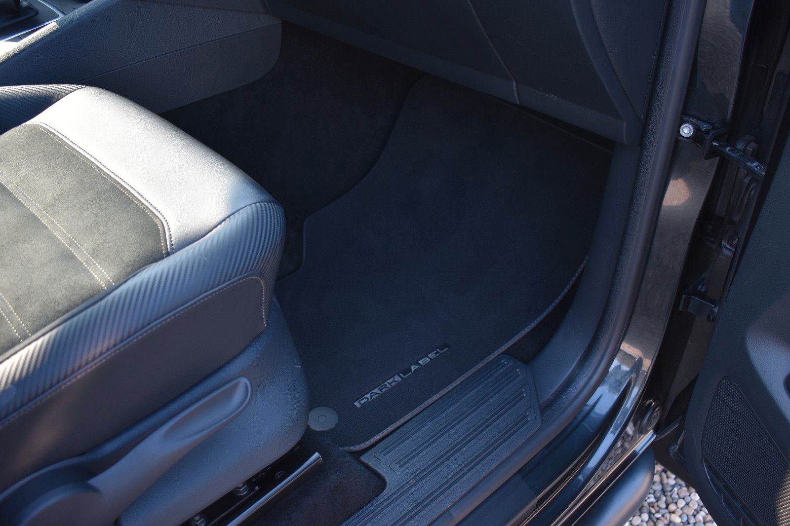 Fahrzeugabbildung Volkswagen Amarok Dark Label 3.0 DoubleCab 4Motion Kamera