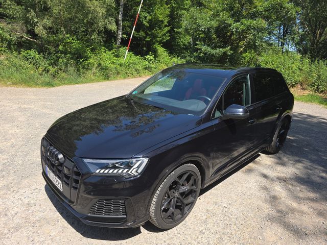 AUDI SQ7 TDI quattro tiptronic -