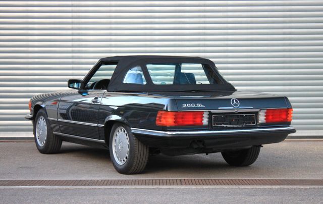 Mercedes-Benz 300 – Bild 9