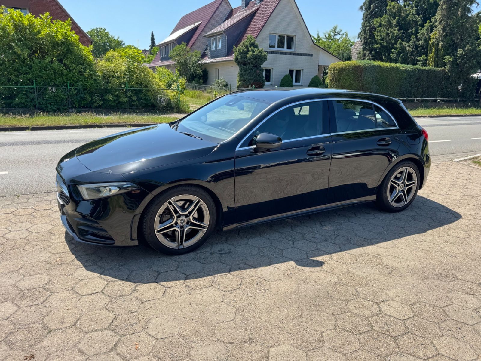 MERCEDES-BENZ A 220 AMG 4Matic W177 *Full-LED+Kamera+Leder+Nav
