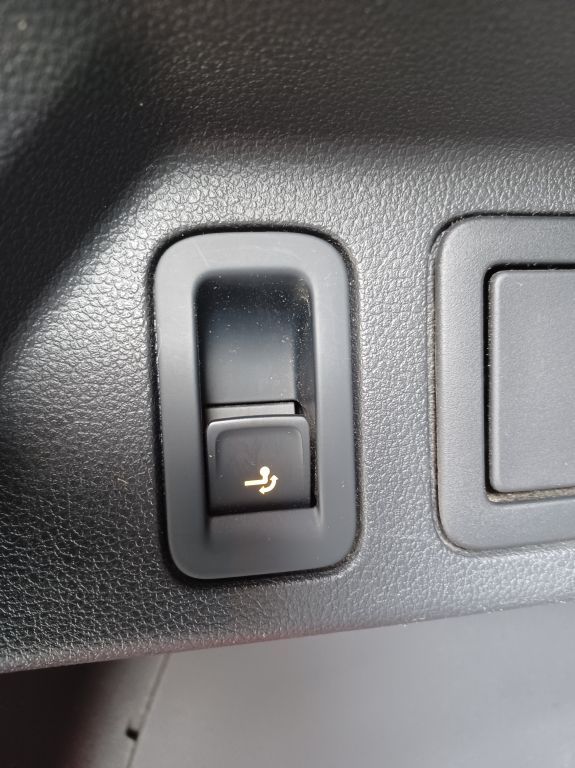 Fahrzeugabbildung Volkswagen Tiguan 2.0 TDi 4 Motion Highline ACC,Navi, AHZV