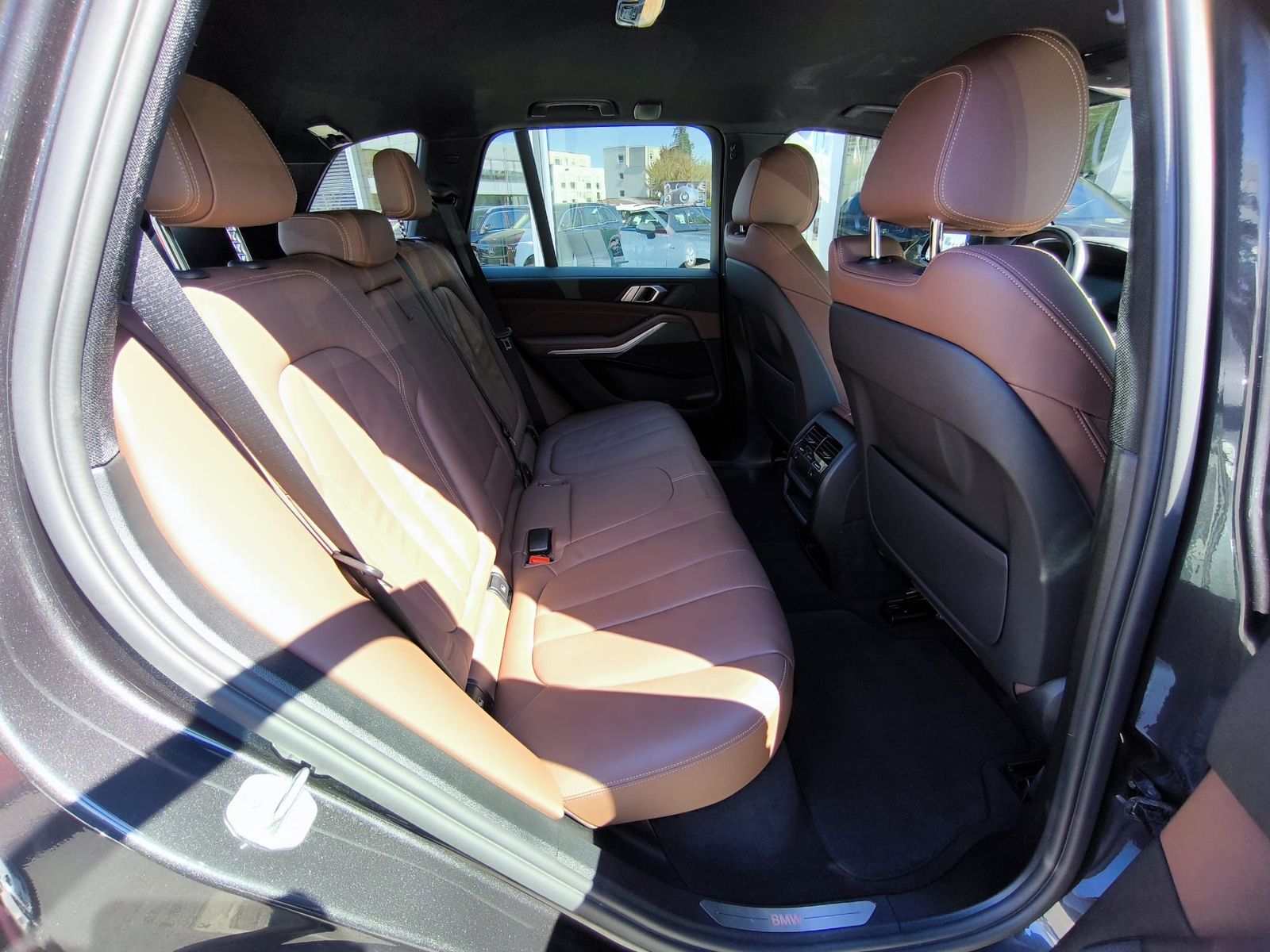 Fahrzeugabbildung BMW X5 xDri x Line SHADOW+PROF+LED+SHZ+KAM+ACC+AHK+M