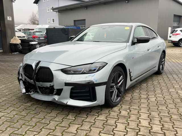 BMW M440i xDrive GC *CURVED*HUD*ACC*H&K*SCHIEBE-DACH