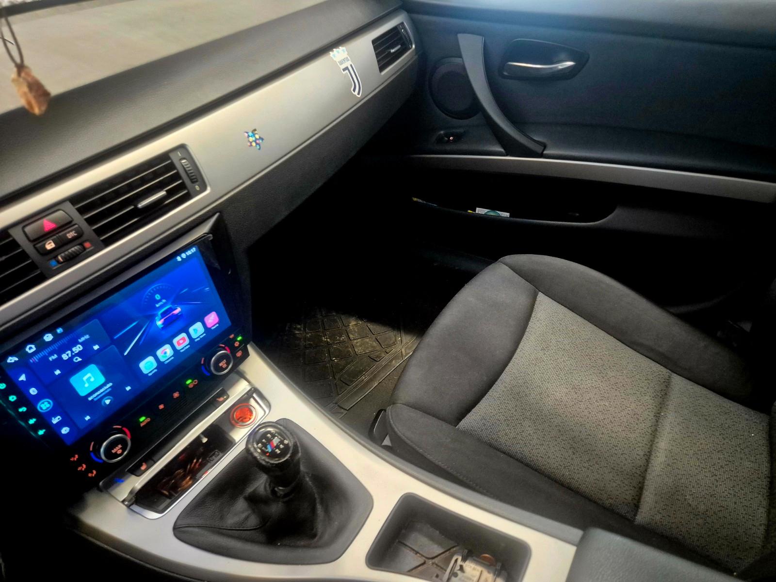 BMW 318 2007 — photo 25